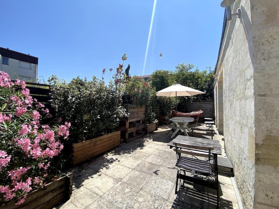 Charme Et Calme Au Coeur De Bordeaux Apartment Екстериор снимка